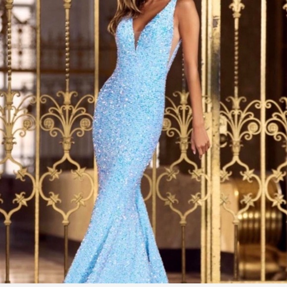 Sherri Hill Dresses & Skirts - SHERRI HILL 55084 Light blue sequin prom dress Prom Dress size 6 WORN ONCE